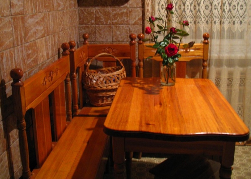 Кухонный стол своими руками из досок, оставшихся от стройки | Пикабу